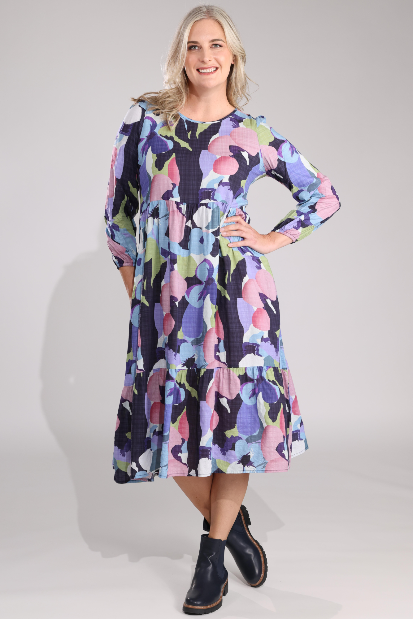 6535B1|NAVY PURPLE FLOWER