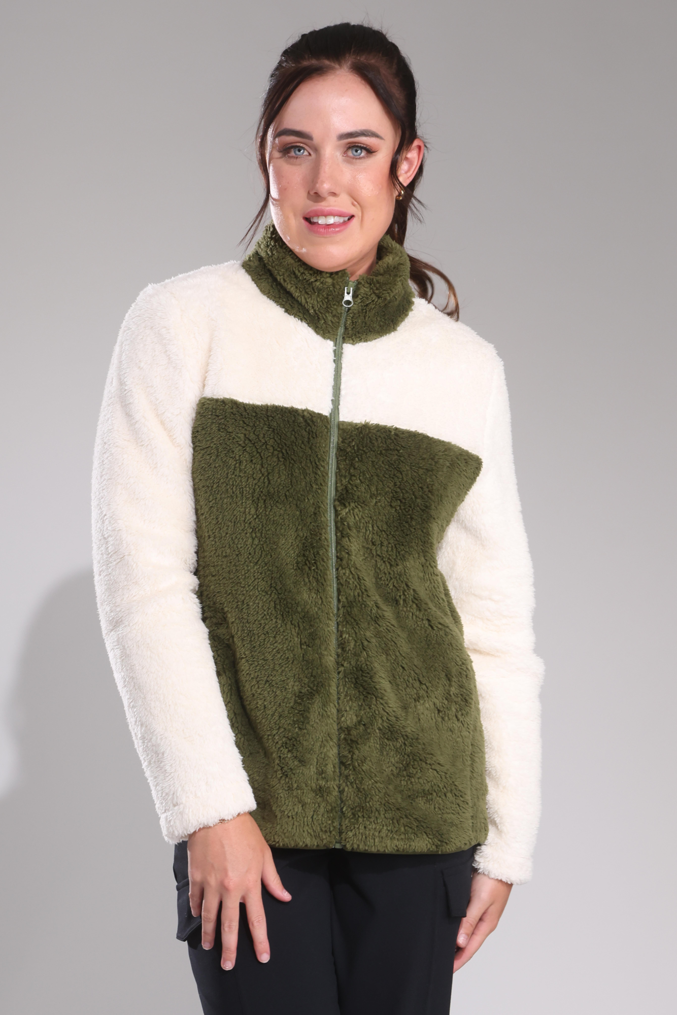 3423B1|OLIVE/IVORY