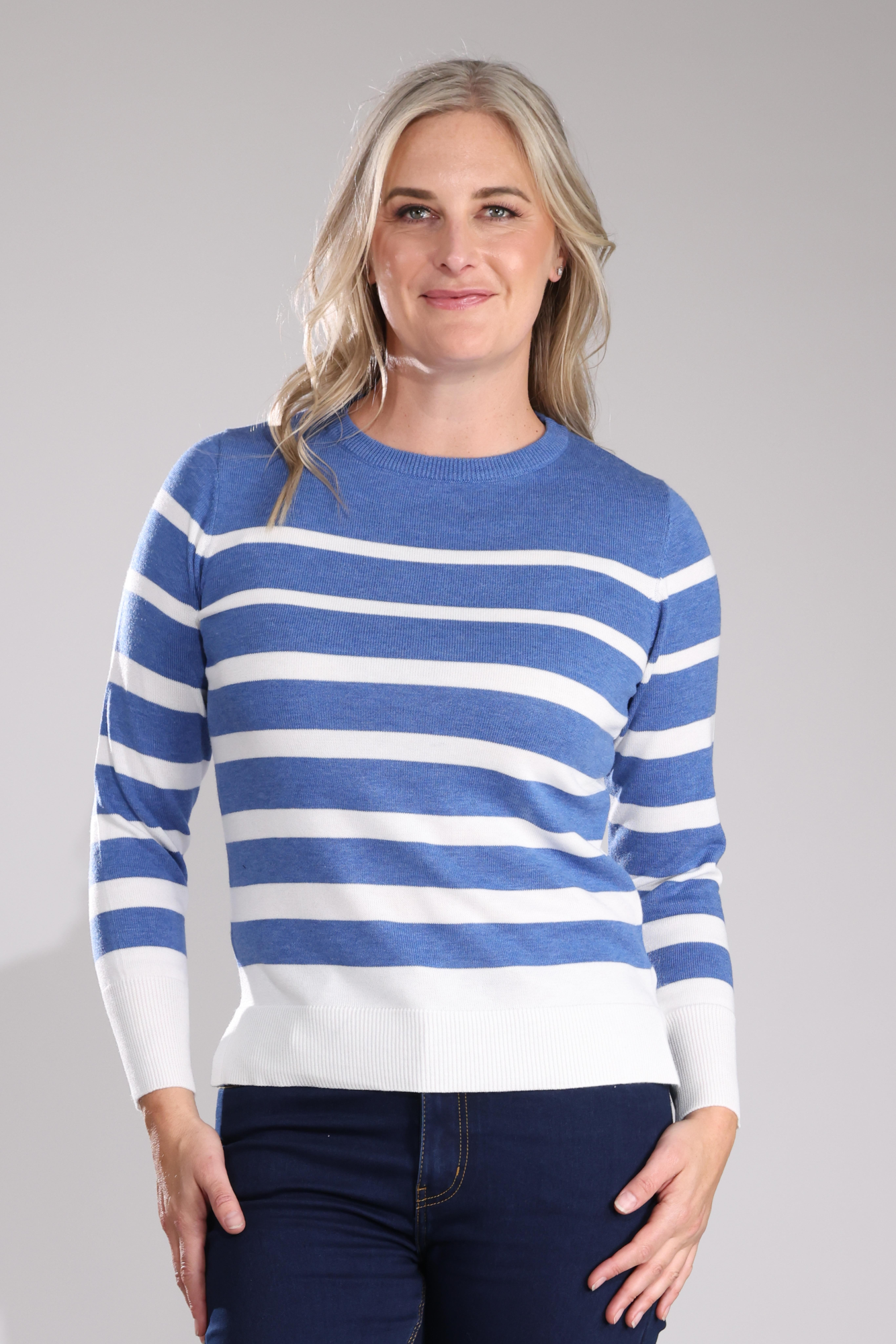 6318B1|BLUE MARLE/IVORY