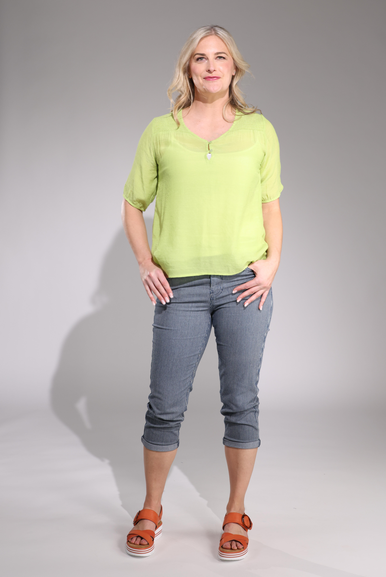 6891C1|NARROW BLUE STRIPE
