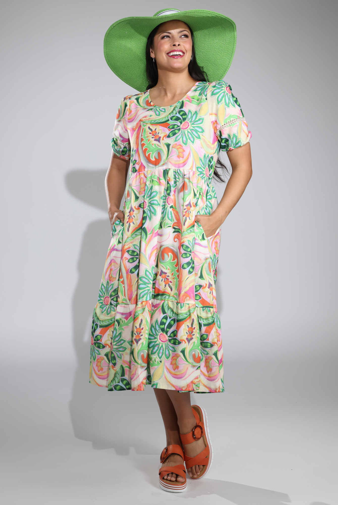 7383C1|GREEN PINK FLOWER