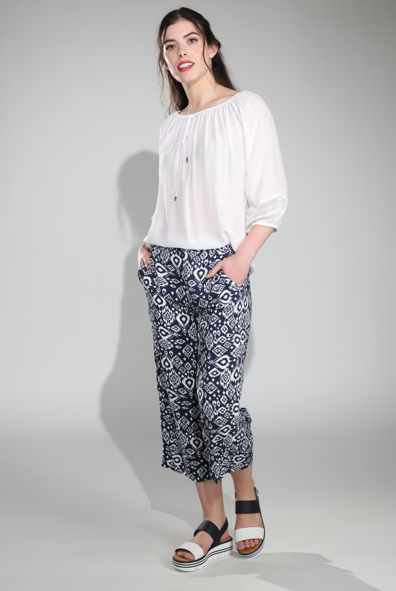 7334C1|NAVY WHITE AZTEC