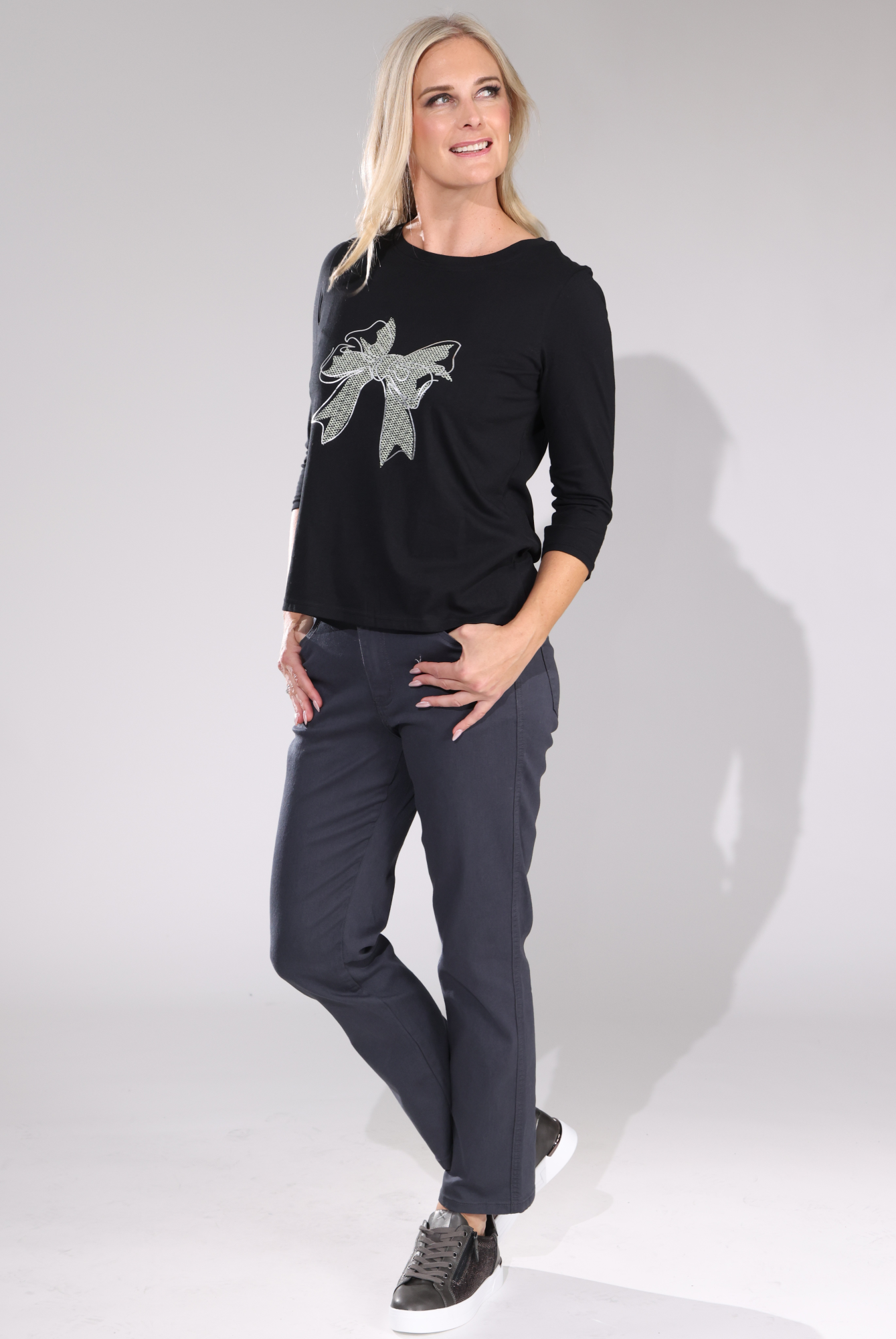 6902D1|CHARCOAL