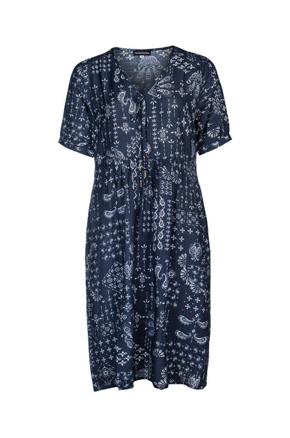 7664C1|NAVY WHITE PATCHWORK