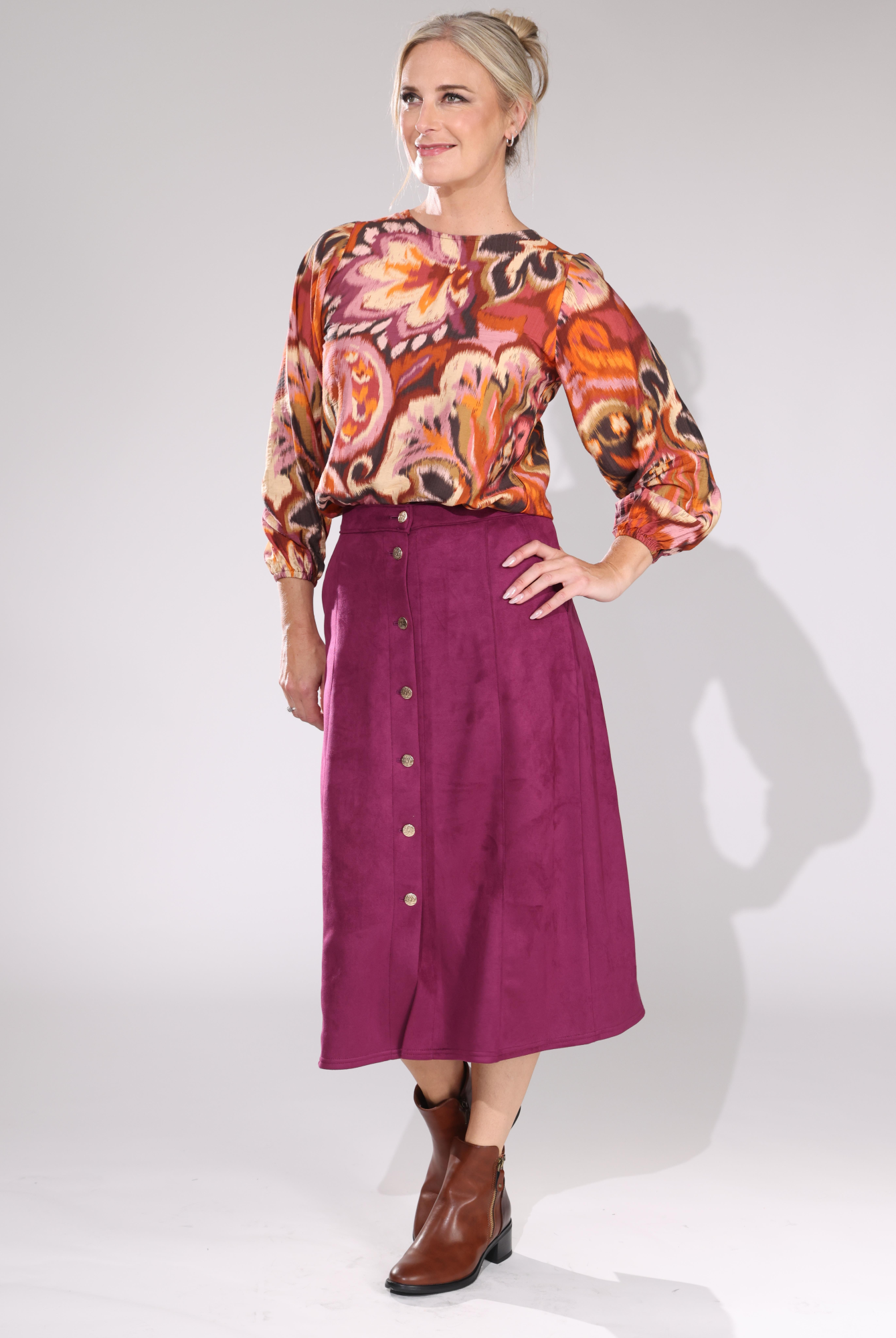 4064D1|MULBERRY
