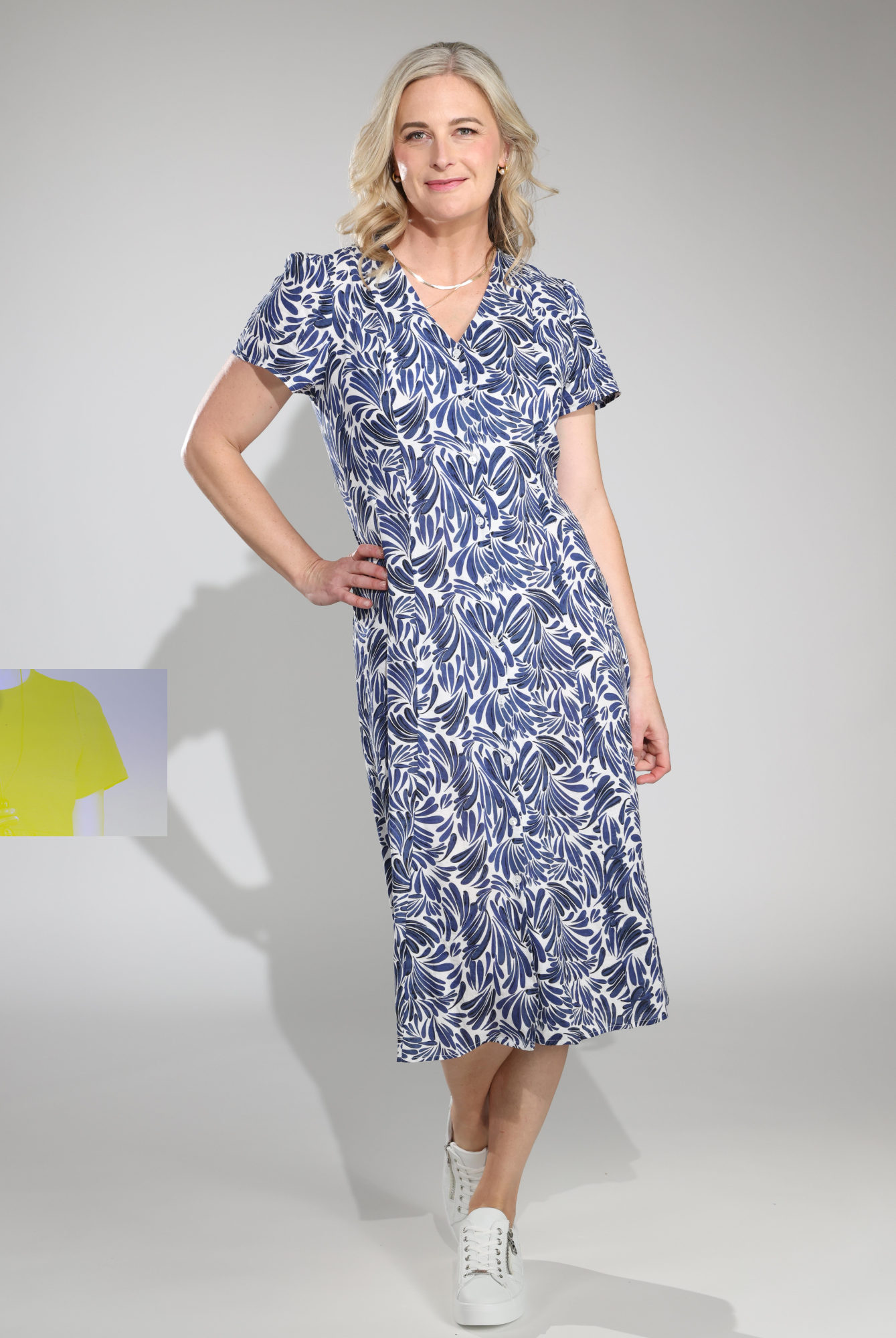 6514C1|INDIGO WHITE PETALS