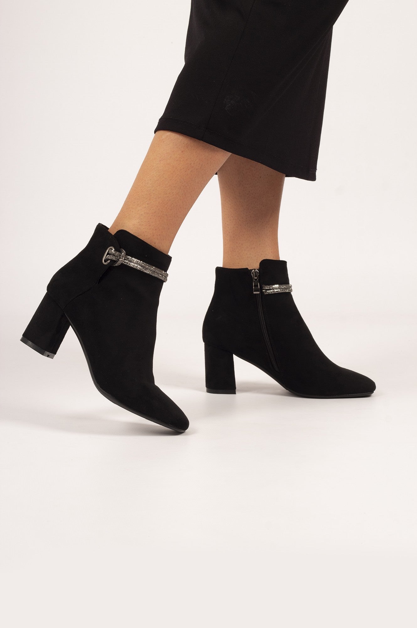 PASHA D1|BLACK