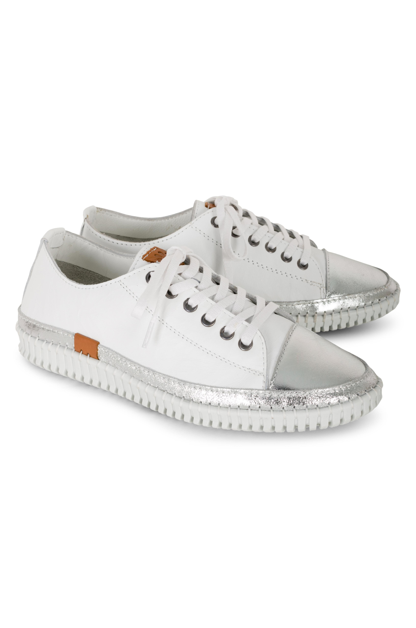 TRUFFLE AB|WHITE