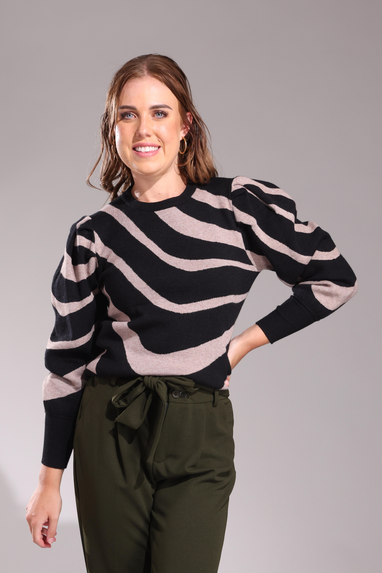 7323ZZ|BLACK/FAWN MARLE
