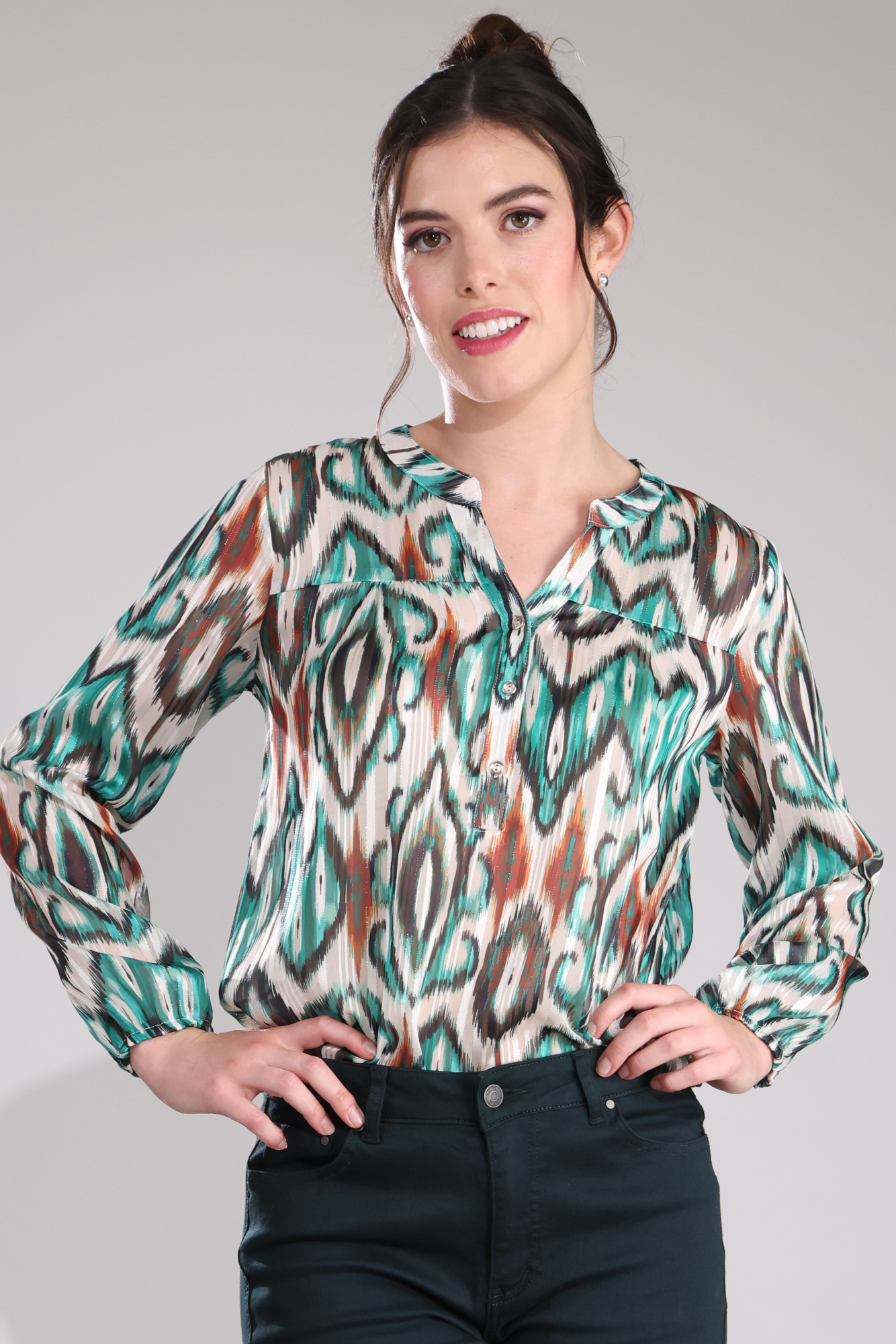 7122B1|JADE BLACK ABSTRACT